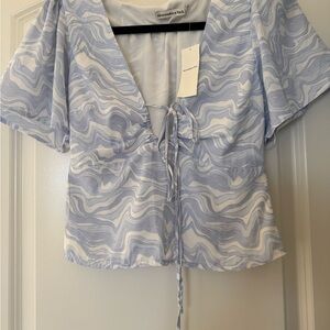 Abercrombie & Fitch Light Blue Swirl Short Sleeve Blouse! NWT!!